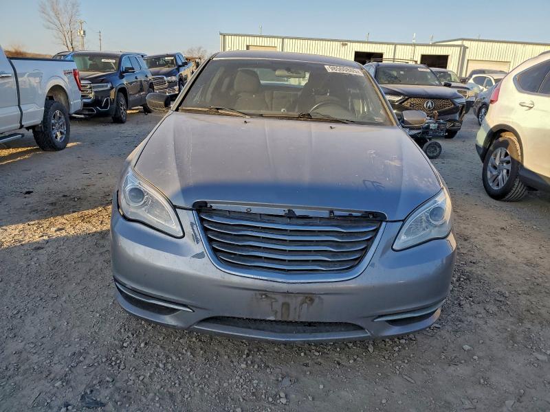 2013 Chrysler 200 მანქანა იყიდება აუქციონზე, vin: 1C3CCBBG7DN527489, აუქციონის ნომერი: 98500865