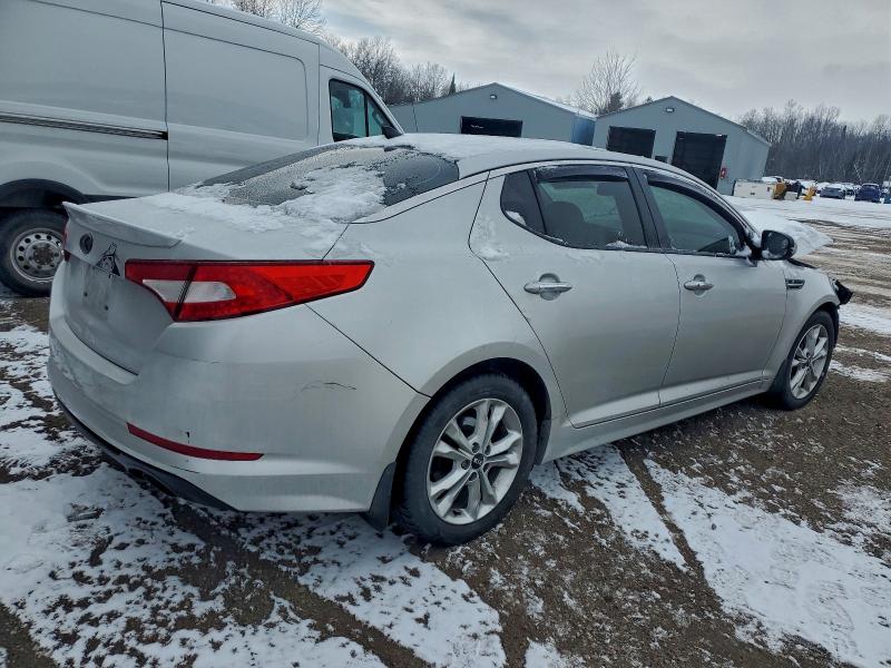 Продажа на аукционе авто 2011 Kia Optima Sx, vin: KNAGR4A65B5217934, номер лота: 95329505