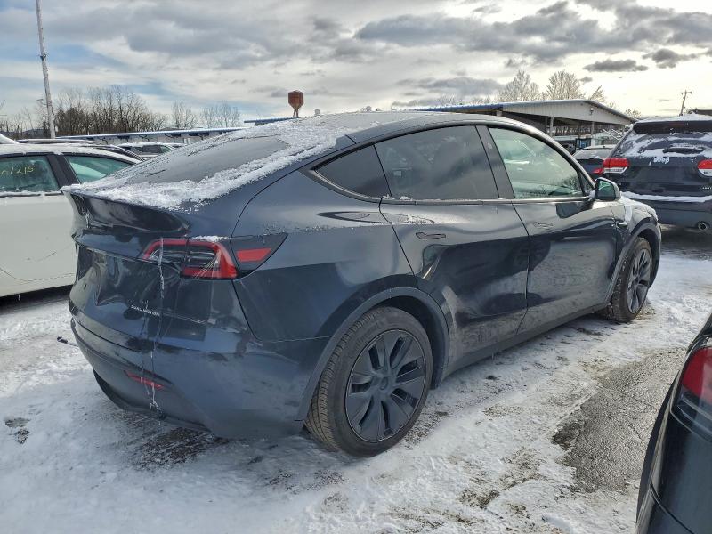 Auction sale of the 2025 Tesla Model Y, vin: 7SAYGAEE0SF308544, lot number: 95700385