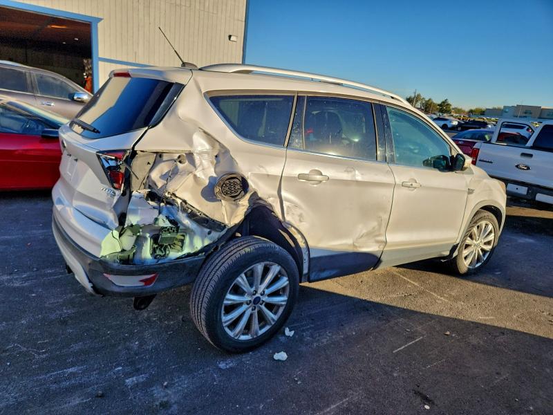 Продажа на аукционе авто 2017 Ford Escape, vin: 1FMCU0J90HUE97761, номер лота: 95801635
