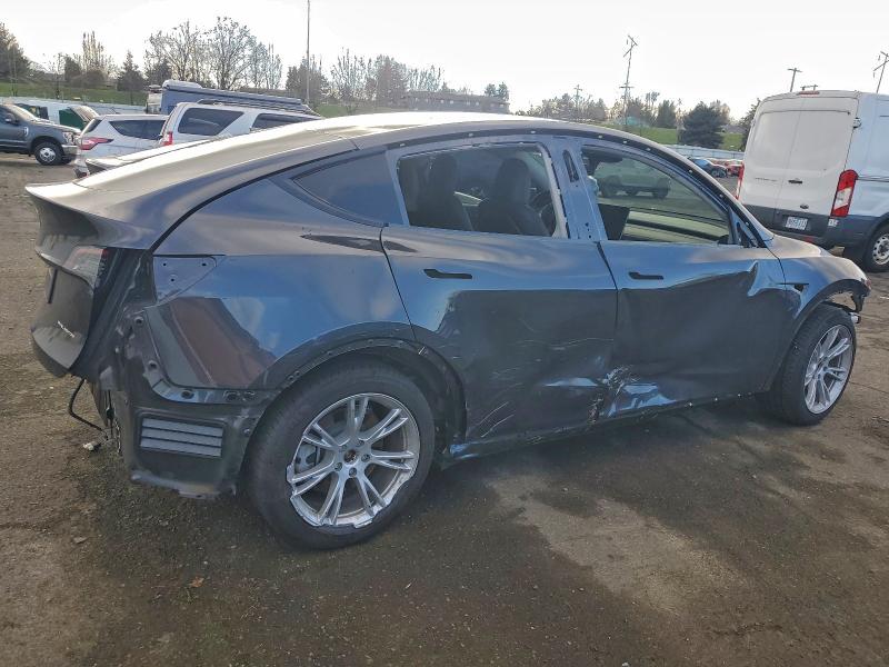Продаж на аукціоні авто 2024 Tesla Model Y, vin: 7SAYGDEE5RF009031, номер лоту: 95002575