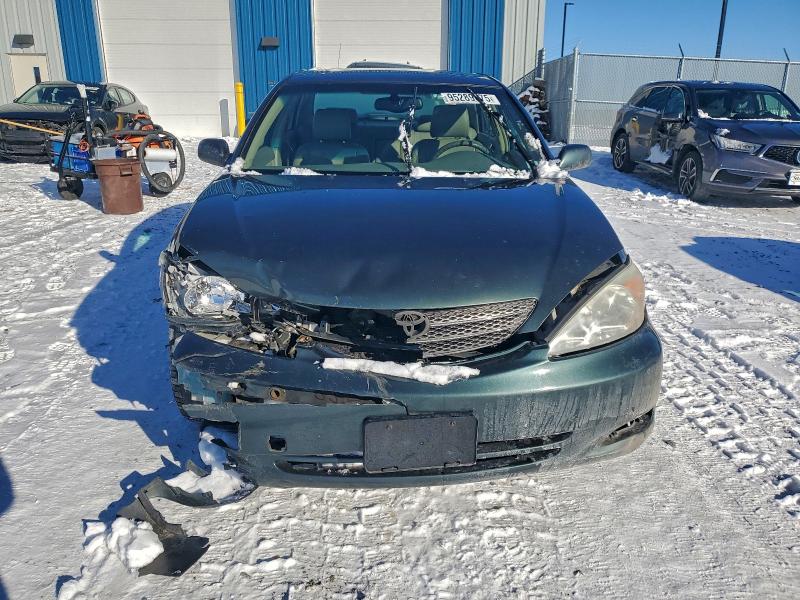95289875 :رقم المزاد ، JTDBE30K220069966 vin ، 2002 Toyota Camry مزاد بيع