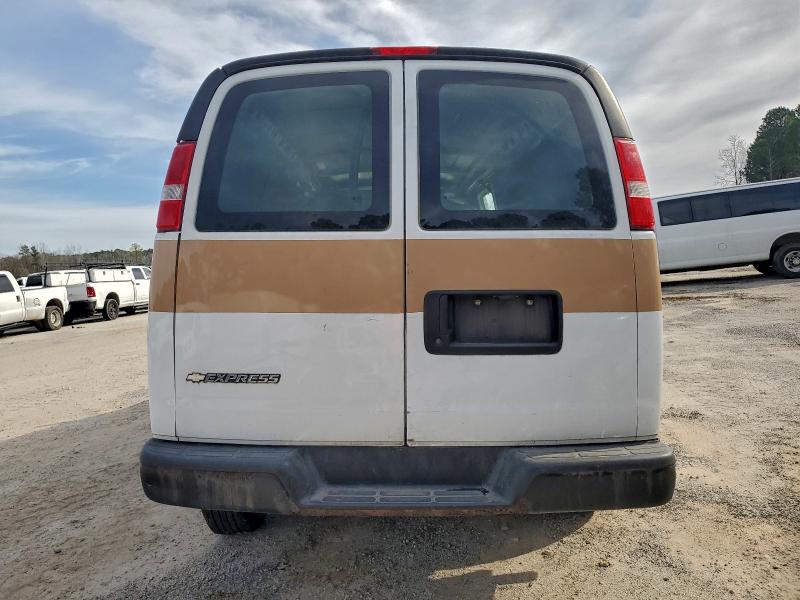 97020205 :رقم المزاد ، 1GCWGBFFXH1296597 vin ، 2017 Chevrolet Express G2 مزاد بيع