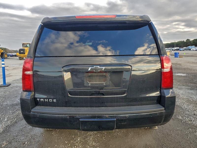 95257735 :رقم المزاد ، 1GNSKBKCXJR132936 vin ، 2018 Chevrolet Tahoe مزاد بيع