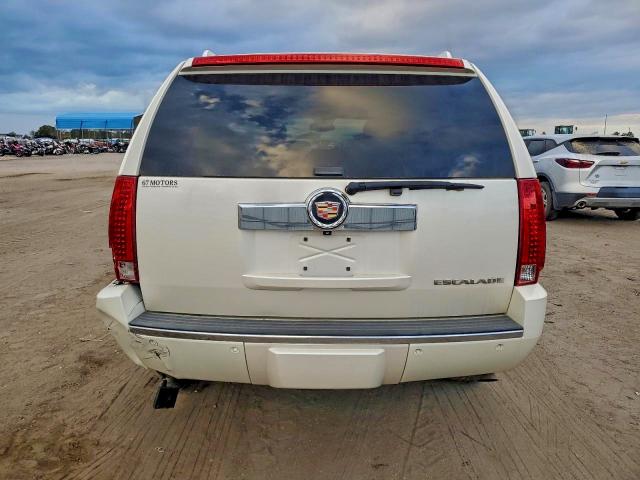 Продаж на аукціоні авто 2013 Cadillac Escalade L, vin: 1GYS4BEF9DR375404, номер лоту: 95759165