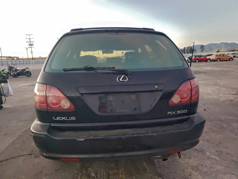 97371145 :رقم المزاد ، JT6GF10U0X0017307 vin ، 1999 Lexus Rx 300 مزاد بيع