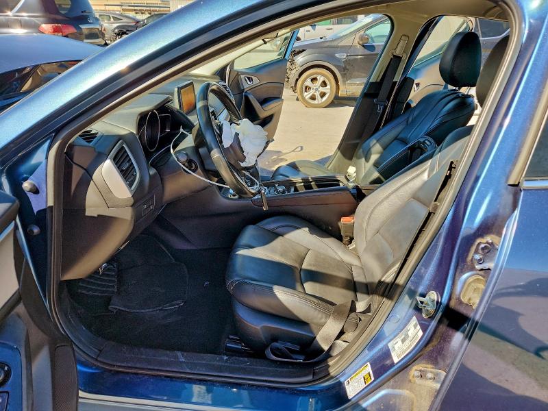 97656915 :رقم المزاد ، 3MZBN1V79HM124196 vin ، 2017 Mazda 3 مزاد بيع