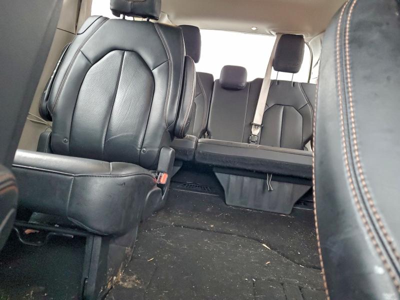 Продаж на аукціоні авто 2018 Chrysler Pacifica, vin: 2C4RC1EG8JR235392, номер лоту: 96715765
