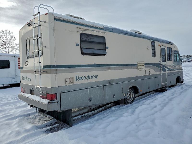 Продажа на аукционе авто 2000 Other Fleetwood, vin: 1GBKP37N7R3307463, номер лота: 77207965