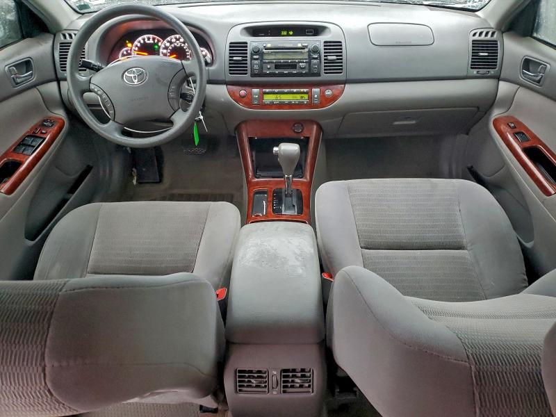 96172445 :رقم المزاد ، 4T1BE32K55U583719 vin ، 2005 Toyota Camry Le مزاد بيع