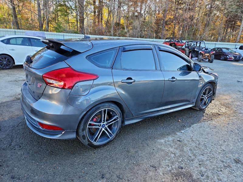 96392025 :رقم المزاد ، 1FADP3L98JL208951 vin ، 2018 Ford Focus مزاد بيع