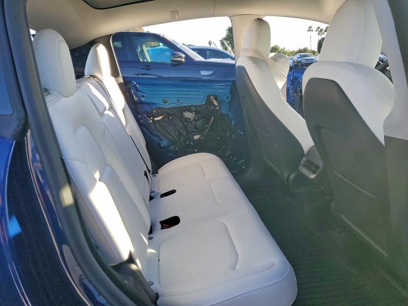 94427855 :رقم المزاد ، 7SAYGDEE1PF895636 vin ، 2023 Tesla Model Y مزاد بيع