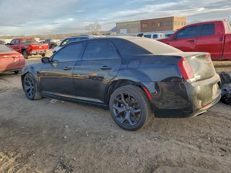 Продажа на аукционе авто 2023 Chrysler 300, vin: 2C3CCABG9PH565510, номер лота: 96270665