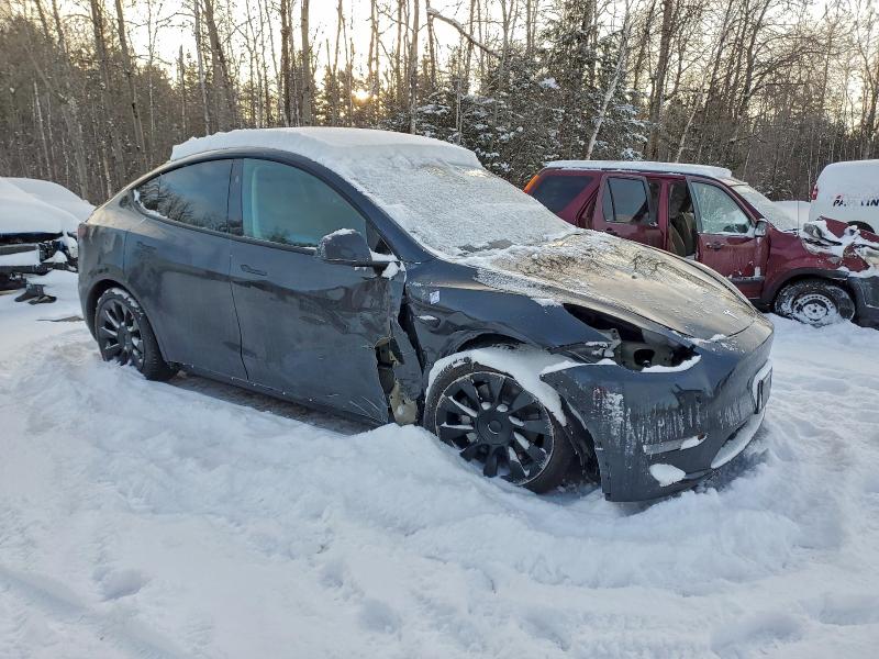 2025 Tesla Model Y მანქანა იყიდება აუქციონზე, vin: 7SAYGDEE7SF275673, აუქციონის ნომერი: 95616915