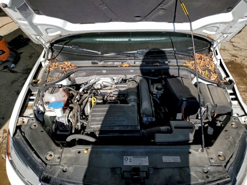 94491075 :رقم المزاد ، 3VWB67AJ6HM222474 vin ، 2017 Volkswagen Jetta مزاد بيع