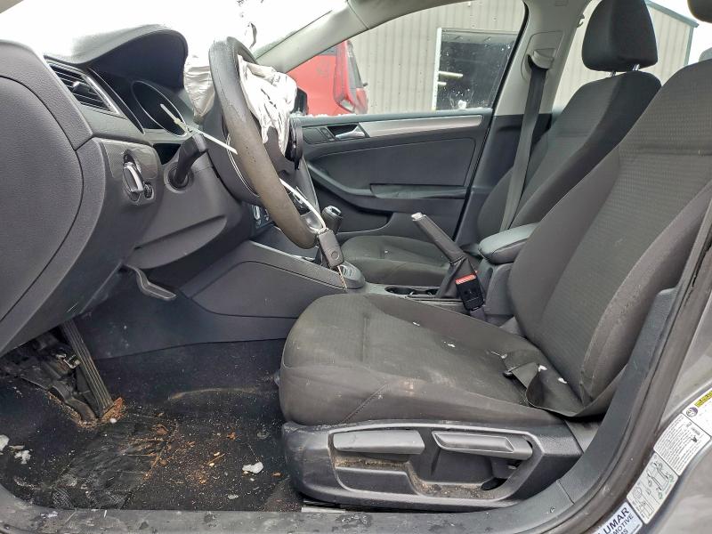 95532945 :رقم المزاد ، 3VWB07AJ5FM285032 vin ، 2015 Volkswagen Jetta مزاد بيع