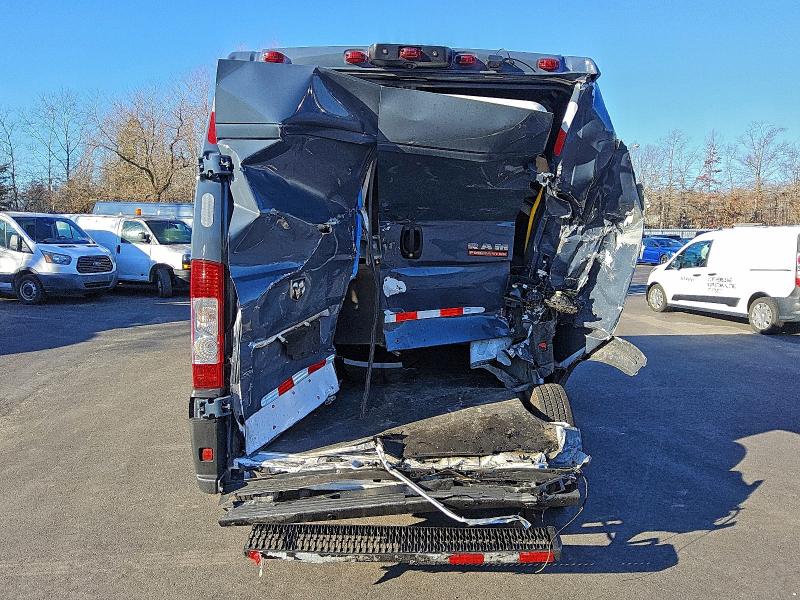 60700416 :رقم المزاد ، 3C6TRVDG1JE161061 vin ، 2018 Ram Promaster 2500 مزاد بيع