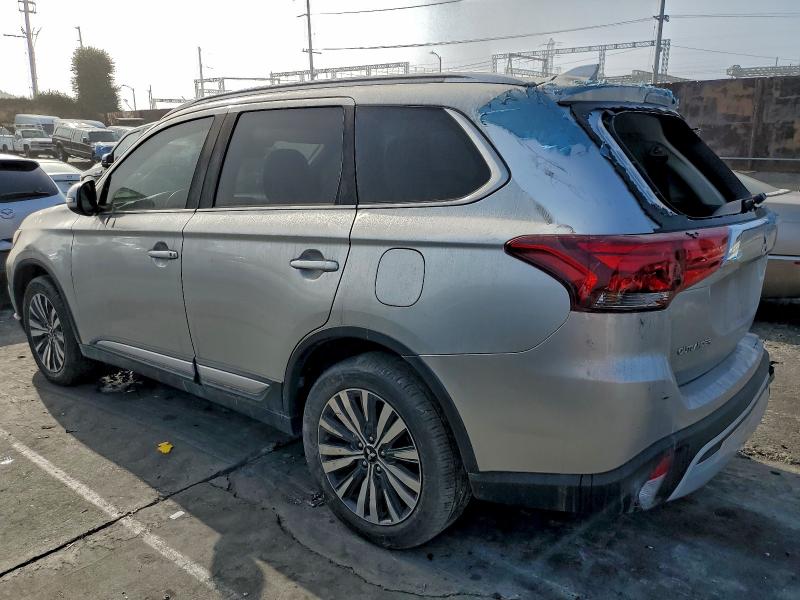 2020 Mitsubishi Outlander მანქანა იყიდება აუქციონზე, vin: JA4AZ3A39LZ037899, აუქციონის ნომერი: 96742535
