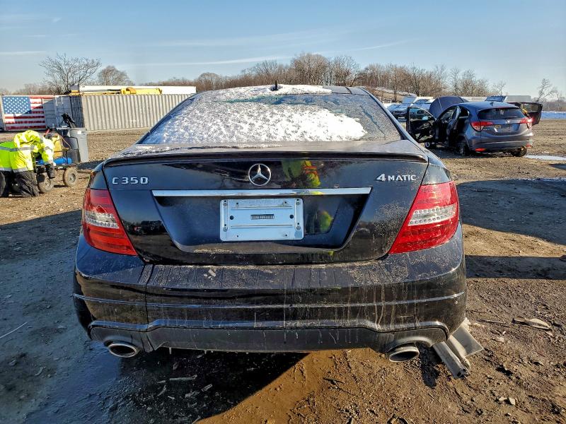 2015 Mercedes-benz C მანქანა იყიდება აუქციონზე, vin: WDDGJ8JB9FG353501, აუქციონის ნომერი: 97291175