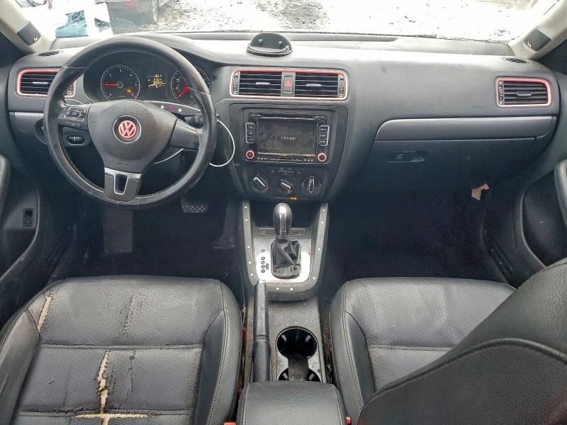 2014 Volkswagen Jetta მანქანა იყიდება აუქციონზე, vin: 3VWLL7AJ9EM410818, აუქციონის ნომერი: 95558895
