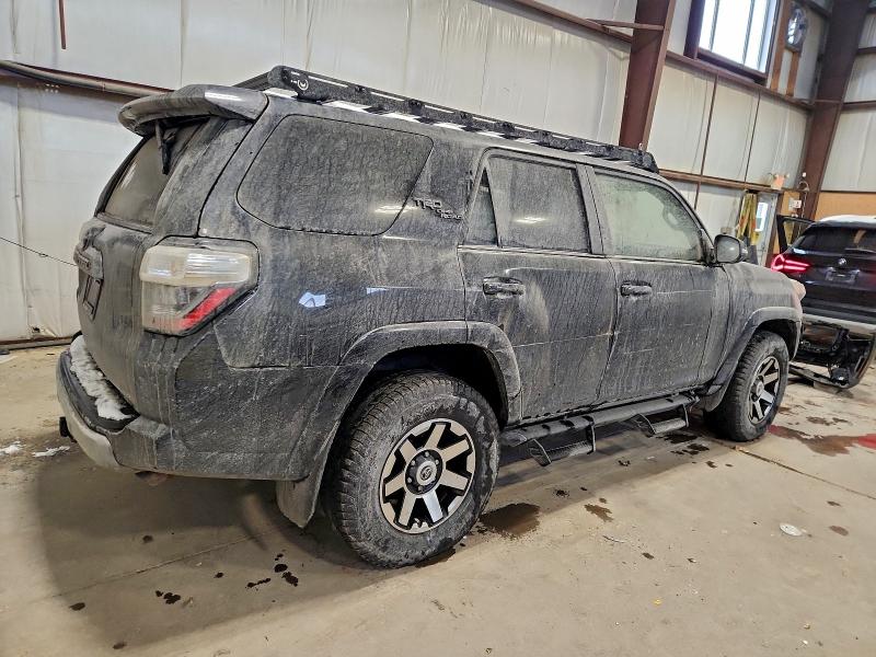 85714655 :رقم المزاد ، JTERU5JR9M5945832 vin ، 2021 Toyota 4runner مزاد بيع