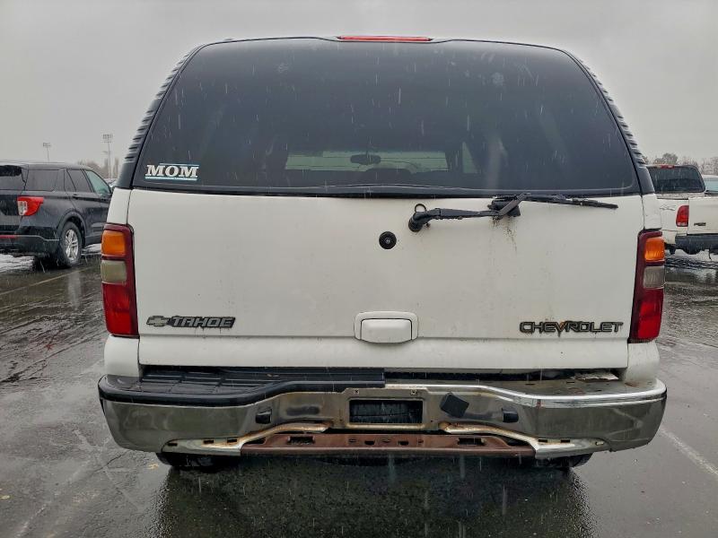 98631985 :رقم المزاد ، 1GNEC13Z92R235094 vin ، 2002 Chevrolet Tahoe مزاد بيع