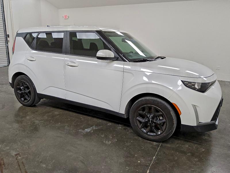 2023 Kia Soul მანქანა იყიდება აუქციონზე, vin: KNDJ23AU5P7885430, აუქციონის ნომერი: 97344795