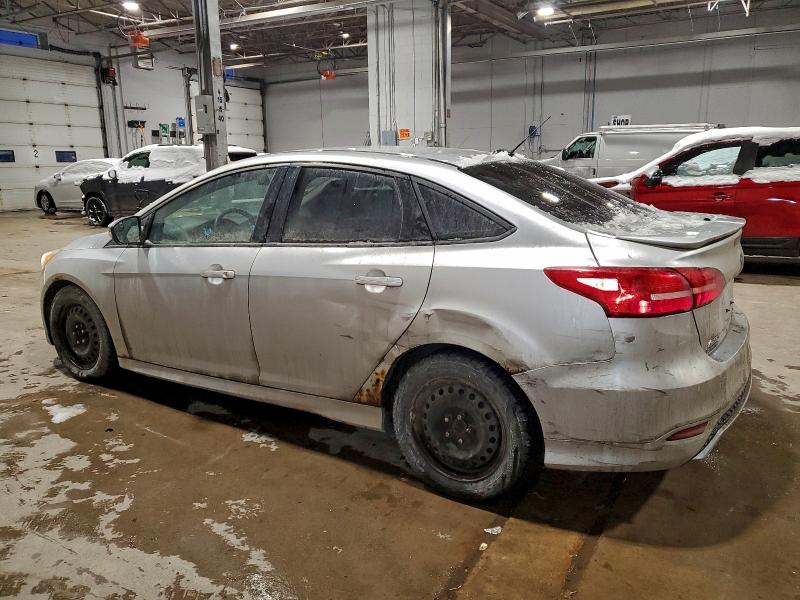2015 Ford Focus მანქანა იყიდება აუქციონზე, vin: 1FADP3F23FL251194, აუქციონის ნომერი: 95616305