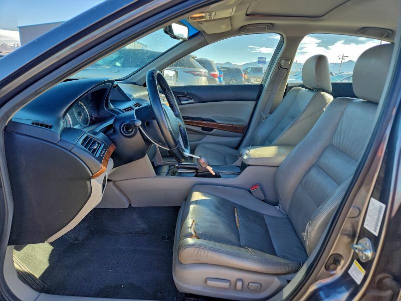 97112205 :رقم المزاد ، 1HGCP3F86BA004396 vin ، 2011 Honda Accord مزاد بيع