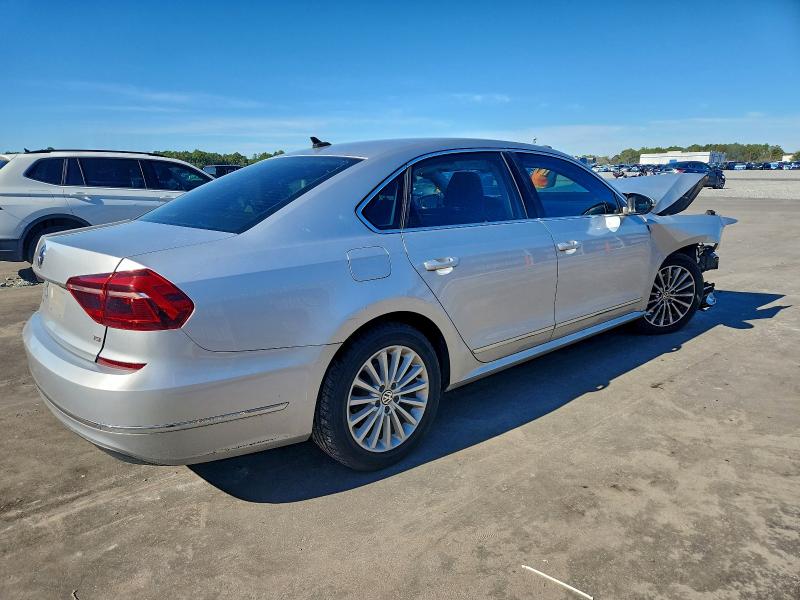 Продажа на аукционе авто 2017 Volkswagen Passat, vin: 1VWBT7A39HC011006, номер лота: 96782975