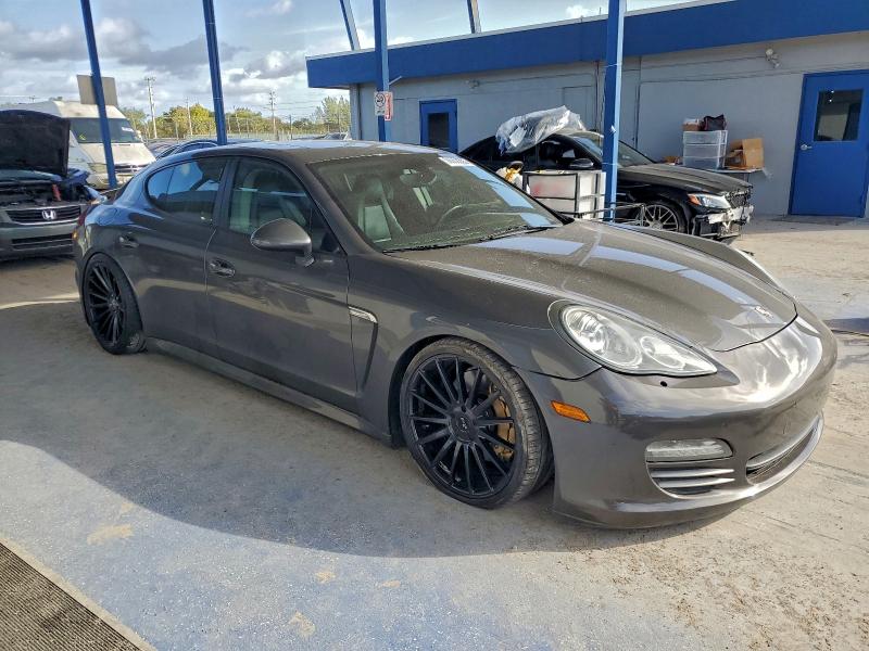 Продажа на аукционе авто 2013 Porsche Panamera 2, vin: WP0AA2A71DL015779, номер лота: 98352355