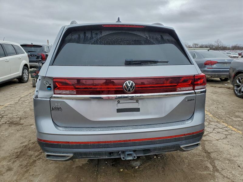 94303045 :رقم المزاد ، 1V2KR2CA9RC521808 vin ، 2024 Volkswagen Atlas مزاد بيع