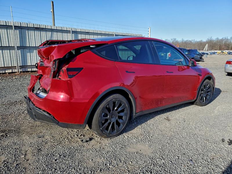 2022 Tesla Model Y მანქანა იყიდება აუქციონზე, vin: 7SAYGDEE2NF386586, აუქციონის ნომერი: 94937105