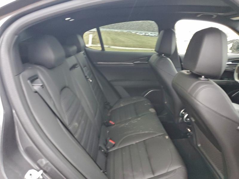 97716625 :رقم المزاد ، ZASPAKEV8P7D67930 vin ، 2023 Alfa Romeo Stelvio مزاد بيع