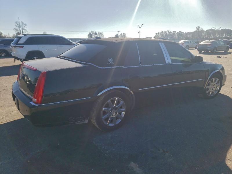 Продажа на аукционе авто 2011 Cadillac Dts, vin: 1G6KH5E66BU106799, номер лота: 97263135