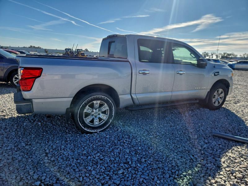 77658065 :رقم المزاد ، 1N6AA1EK2HN518012 vin ، 2017 Nissan Titan S مزاد بيع