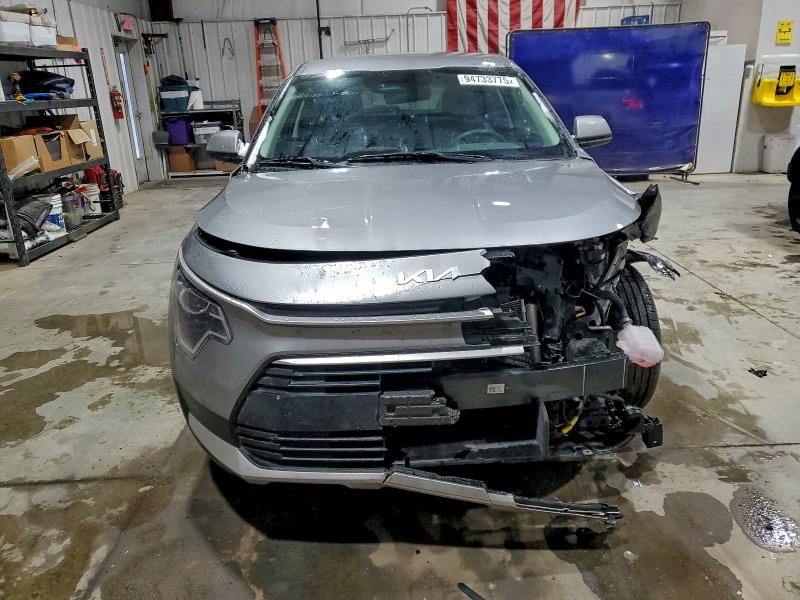 2023 Kia Niro მანქანა იყიდება აუქციონზე, vin: KNDCP3LEXP5069955, აუქციონის ნომერი: 94733775