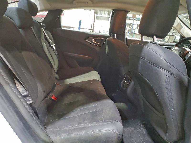 Продаж на аукціоні авто 2015 Chrysler 200, vin: 1C3CCCAB9FN720838, номер лоту: 94947565
