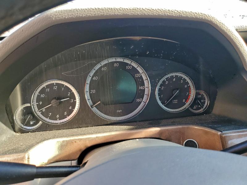 97087335 :رقم المزاد ، WDDHF5GBXAA128947 vin ، 2010 Mercedes-benz E مزاد بيع