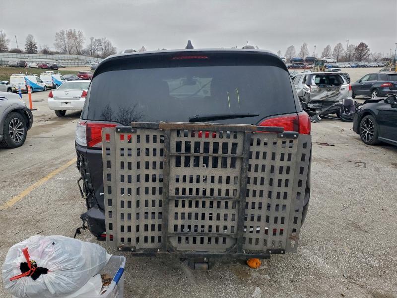 Продаж на аукціоні авто 2018 Chrysler Pacifica, vin: 2C4RC1EG8JR235392, номер лоту: 96715765