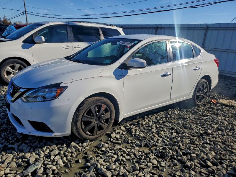 94448085 :رقم المزاد ، 3N1AB7AP7JY237856 vin ، 2018 Nissan Sentra مزاد بيع