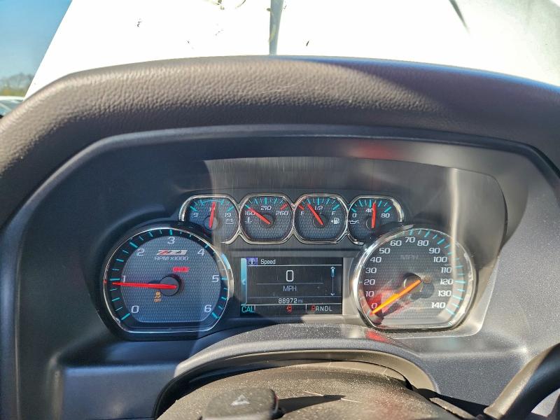 93399405 :رقم المزاد ، 3GCUKREC1JG316944 vin ، 2018 Chevrolet Silverado مزاد بيع