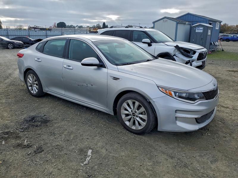 94810065 :رقم المزاد ، 5XXGT4L32HG129810 vin ، 2017 Kia Optima Lx مزاد بيع