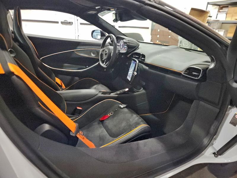 Продажа на аукционе авто 2025 Mclaren Automotive Artura, vin: SBM16BEA7SW003341, номер лота: 95918295