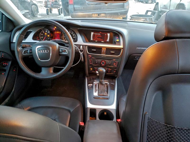 2011 Audi A5 Premium მანქანა იყიდება აუქციონზე, vin: WAUCFAFR0BA062516, აუქციონის ნომერი: 96182555