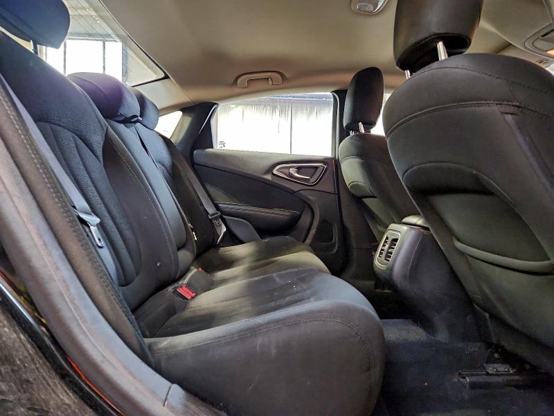 Продажа на аукционе авто 2015 Chrysler 200, vin: 1C3CCCAB2FN757570, номер лота: 95520975