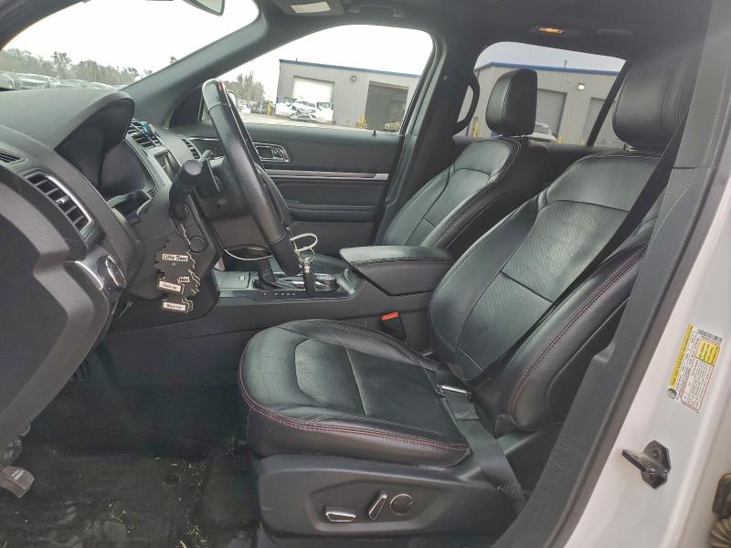 97102275 :رقم المزاد ، 1FM5K8GT6JGA42840 vin ، 2018 Ford Explorer S مزاد بيع