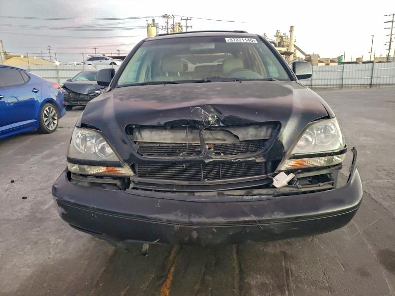 97371145 :رقم المزاد ، JT6GF10U0X0017307 vin ، 1999 Lexus Rx 300 مزاد بيع