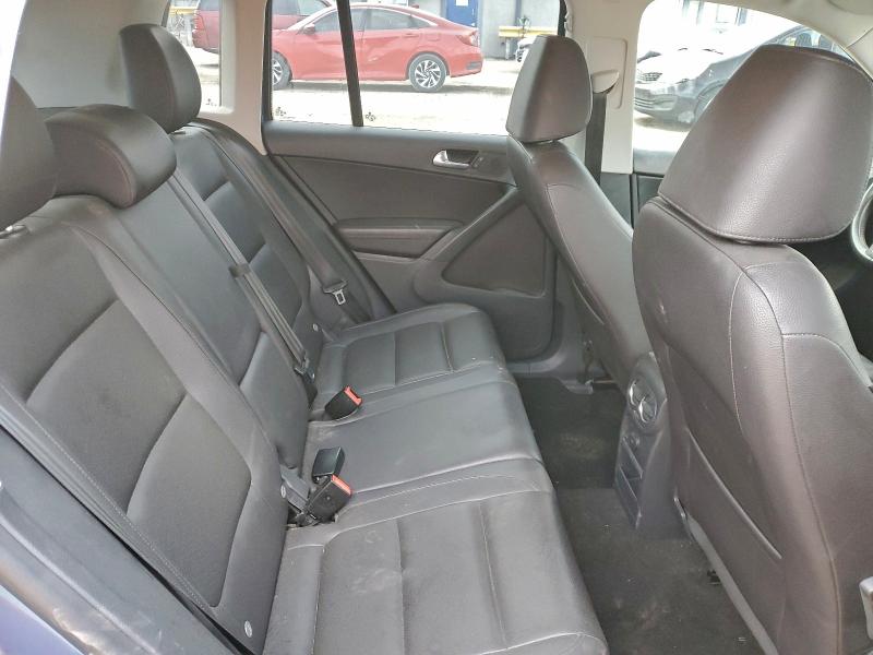 2017 Volkswagen Tiguan მანქანა იყიდება აუქციონზე, vin: WVGAV7AX3HK024220, აუქციონის ნომერი: 98017495