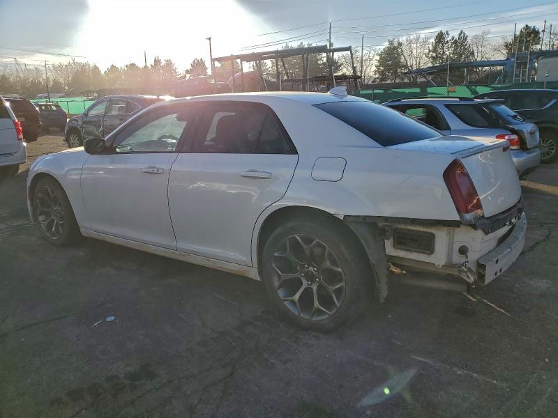 2015 Chrysler 300 მანქანა იყიდება აუქციონზე, vin: 2C3CCABGXFH922594, აუქციონის ნომერი: 48277376